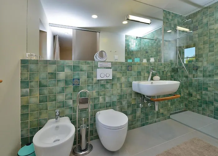 Lovely In With Wifi בית נופש יאדריה