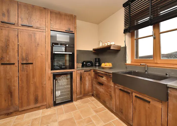 Lovely In With Wifi * יאדריה