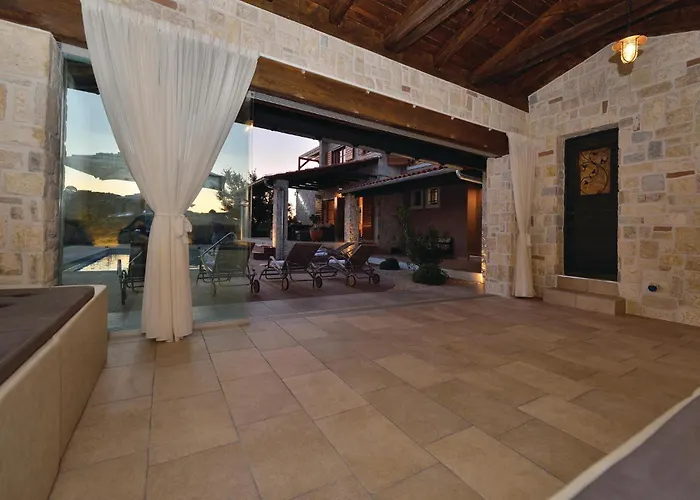 בית נופש Lovely In With Wifi *