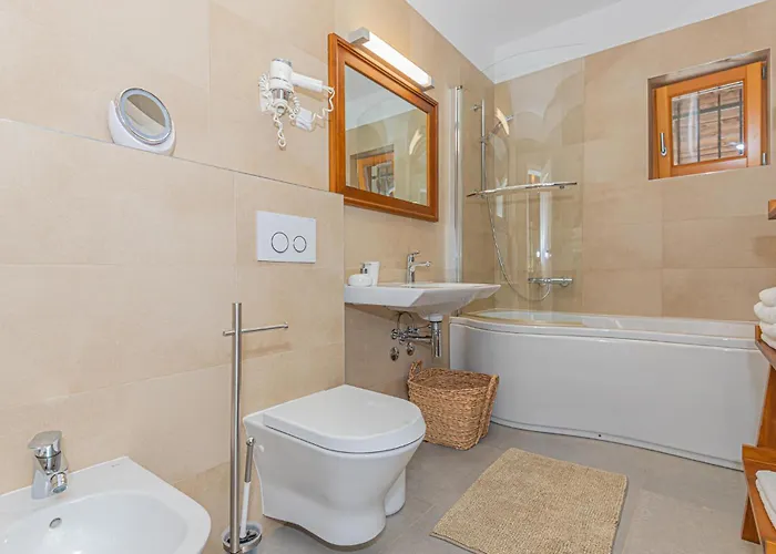 בית נופש Lovely In With Wifi *