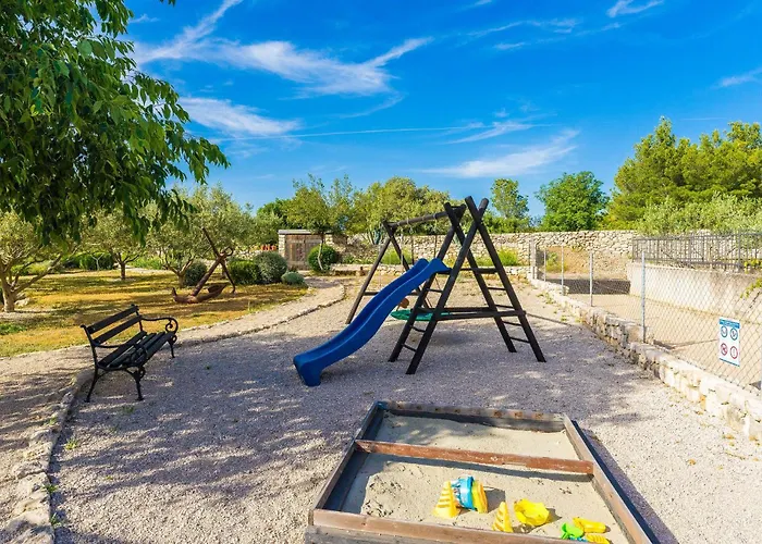 Lovely In With Wifi בית נופש